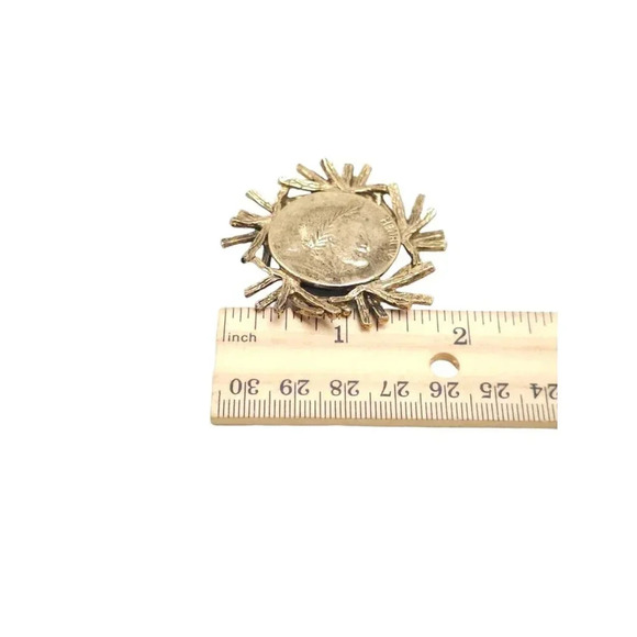 Henri IV Metal Coin Style Money Medallion Brooch Pin Gold Tone Vintage - Picture 4 of 4
